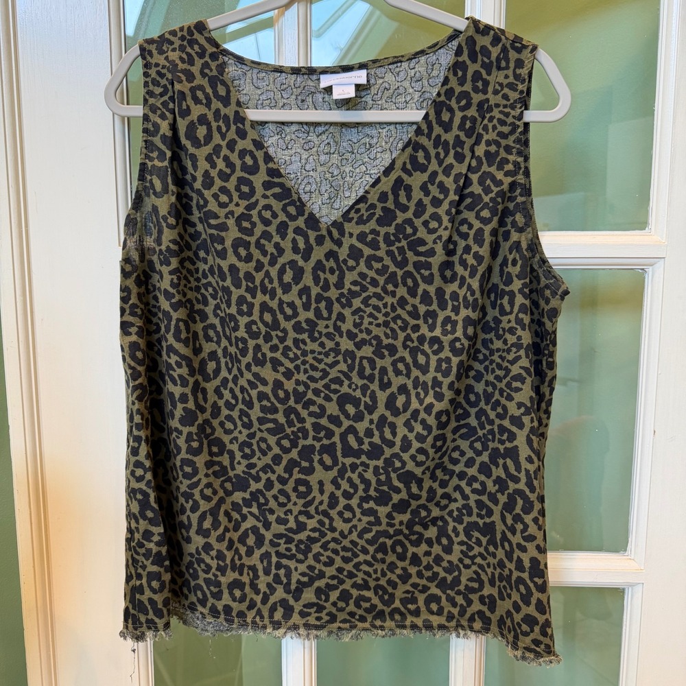 Liz Claiborne Leopard Print V-Neck Linen Blend Sleeveless Top Olive Green Large